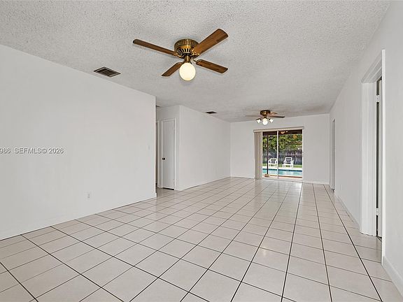 5th image of 3210 SW 94th Ct