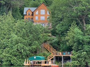 314 Mountain View Dr, Leicester, VT 05733