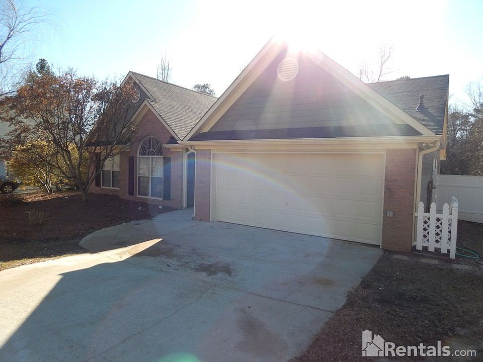 1st image of 3585 Lochmill Dr