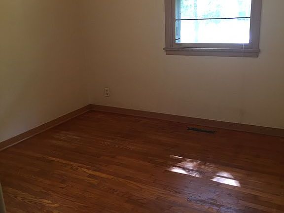 2nd image of 2310 Valley Brook Ln