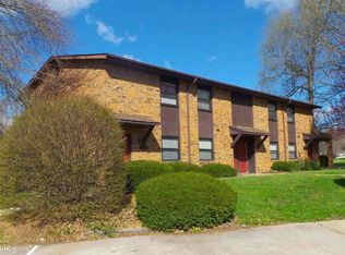 3 S Trace Rd, Glen Carbon, IL 62034