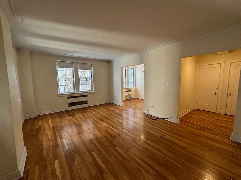 New King Edward Apartments — Photo 93