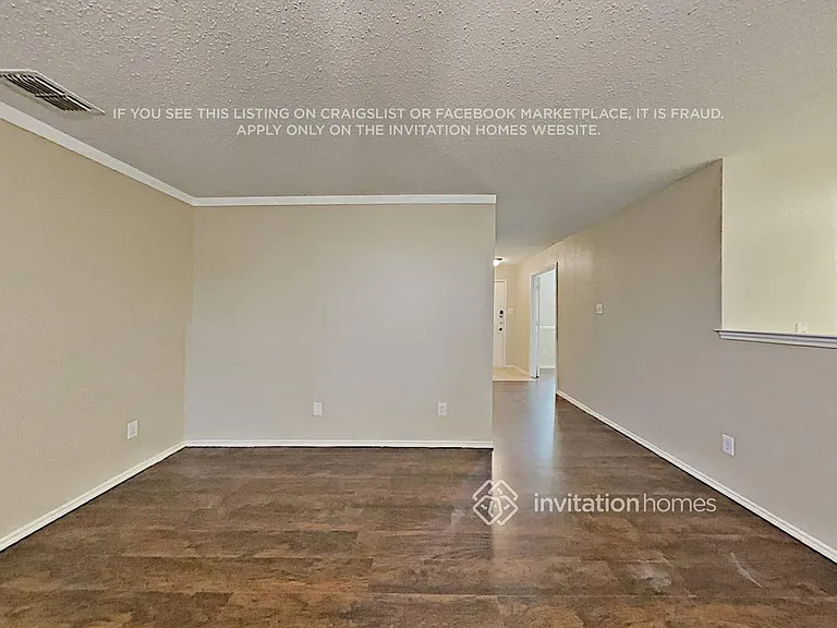 1512 Windy Meadows Dr — Photo 9