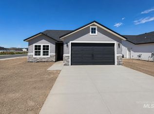 557 Sunspot Dr, Twin Falls, ID 83301