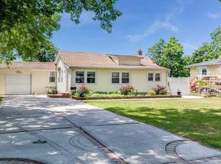 115 Jay St, Freeport, NY 11520