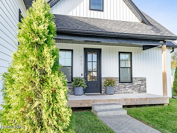 2nd image of 111 Livingood Ln