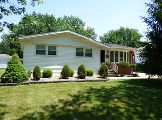 18831 Cherry Ln, Lansing, IL 60438