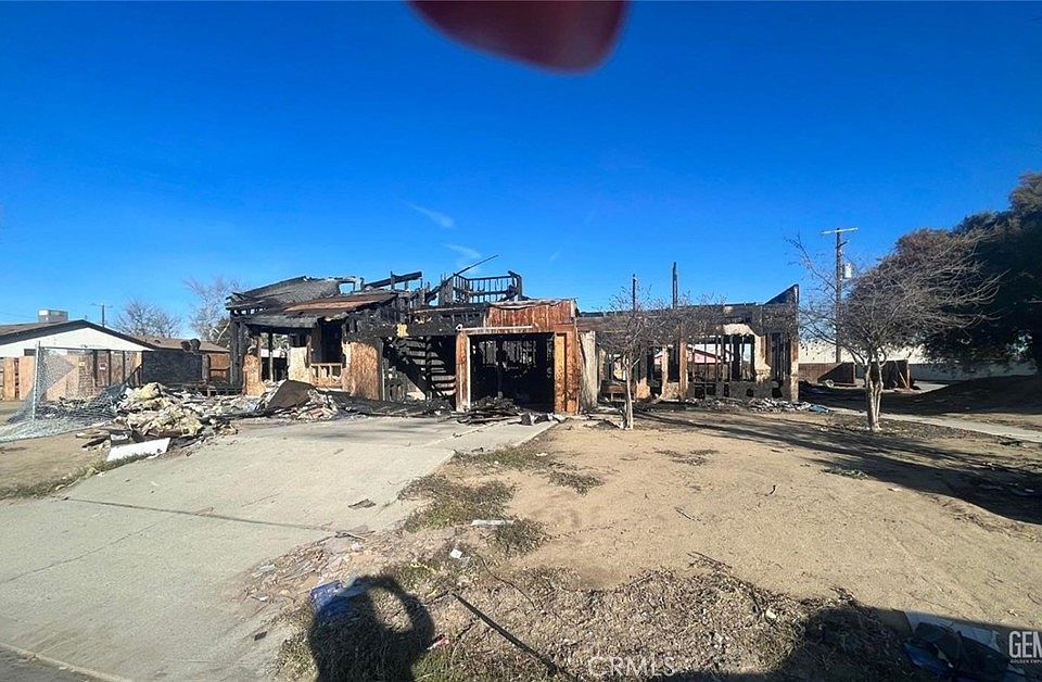 214 Amador Ave 115, Bakersfield, CA 93307 Zillow