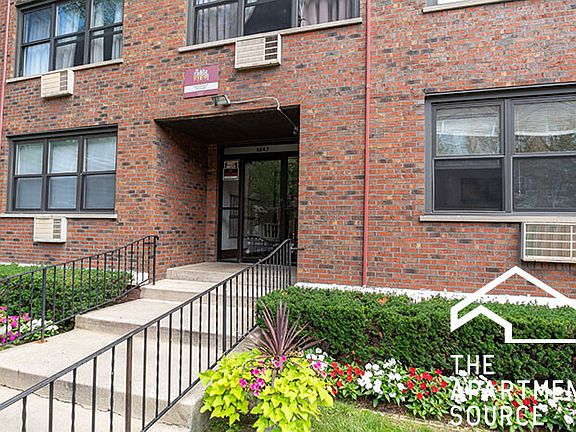 4th image of 5847 N Winthrop Ave APT 101