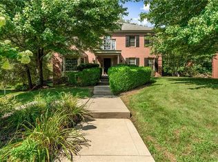 208 Virginia Manor Dr, Pittsburgh, PA 15215