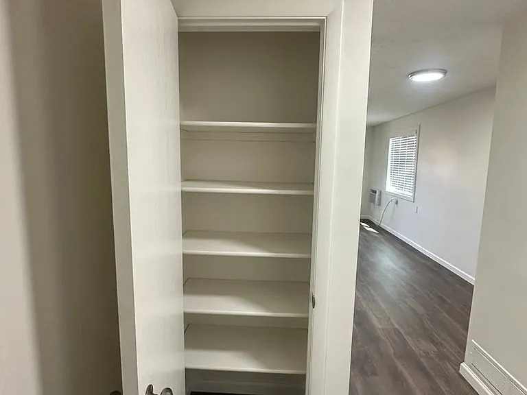 745 E Lazon Dr — Photo 32