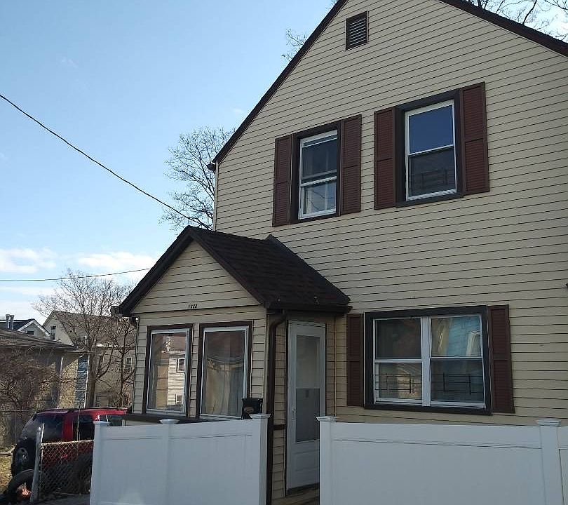 1st image of 4 Chestnut St #567-0020