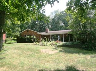 2612 Sample Rd, Allison Park, PA 15101