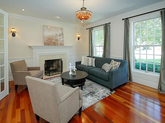 4th image of 8607 Plover Dr
