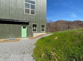 21 Appalachian Trl, Maggie Valley, NC 28751