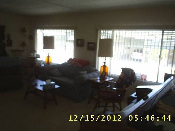 ANOTHER LIVING ROOM LOOK