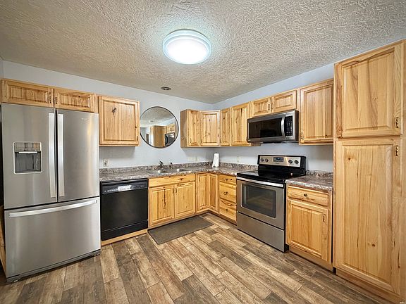 3rd image of 400 E Permian Dr #2/7