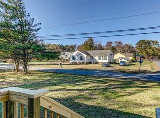 4101 Bellbrook Dr, North Chesterfield, VA 23237