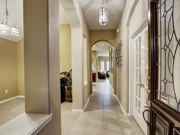 4th image of 2404 Black Canyon Ln