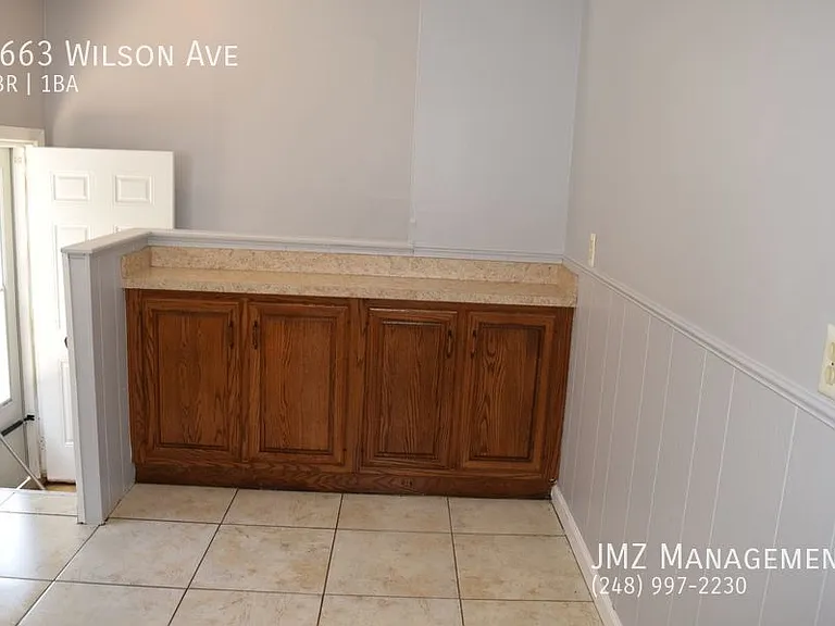 1663 Wilson Ave — Photo 7
