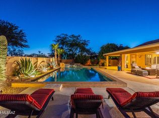 1822 E Coastland Dr, Green Valley, AZ 85614