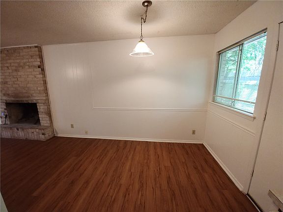3rd image of 4703 Sagebrush Trl #B