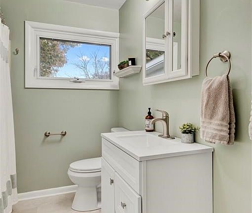 3rd image of 383 Northfield Way