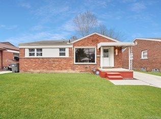 379 Greenwood St, Inkster, MI 48141