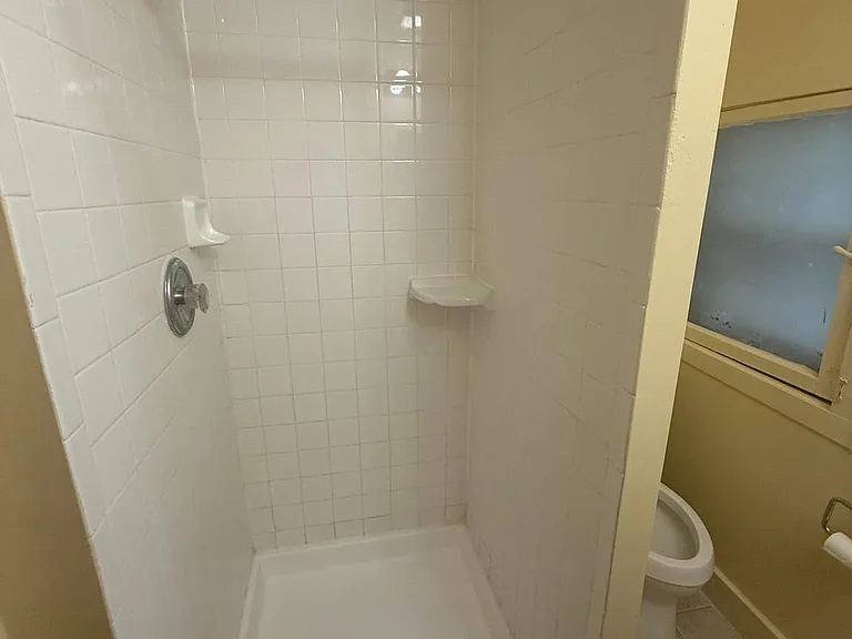 221 S Market St #2 — Photo 15