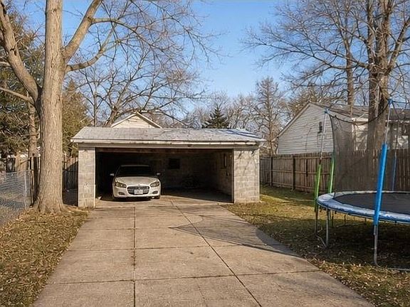 2nd image of 7610 Dearborn Ave