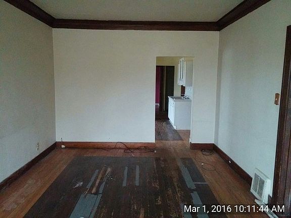2nd image of 415 Garfield Ave