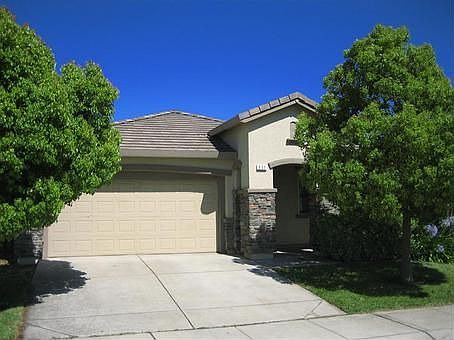1st image of 531 Greg Thatch Cir
