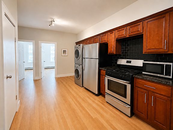 4th image of 200 Utica Ave #3A