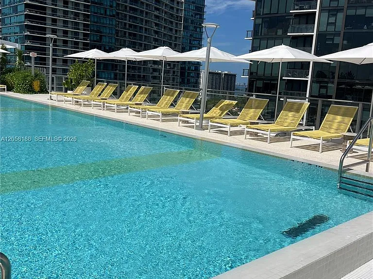 90 NE 32nd St #821 — Photo 34