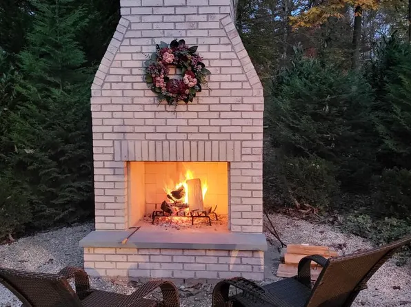 1403 Ellenglen Rd, Towson, MD 21286