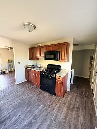 12 Hilltop Rd #1R Photo 1