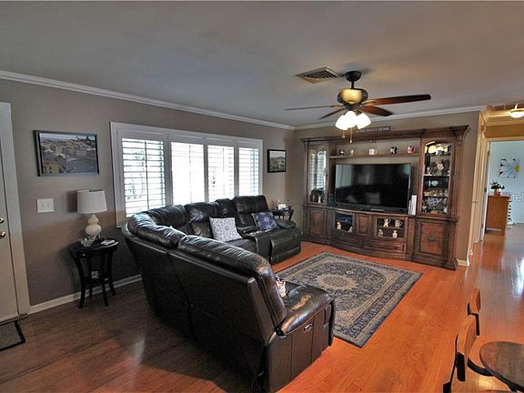 5th image of 3990 Harbor Hills Dr