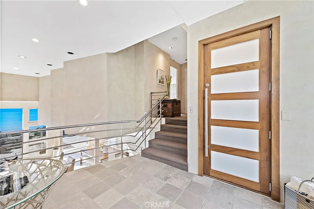 4 bed, 3.5 bath, 3932 sqft, $45,000 — Photo 4