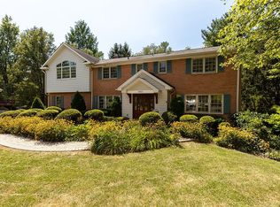 3822 Bosworth Ct, Fairfax, VA 22031