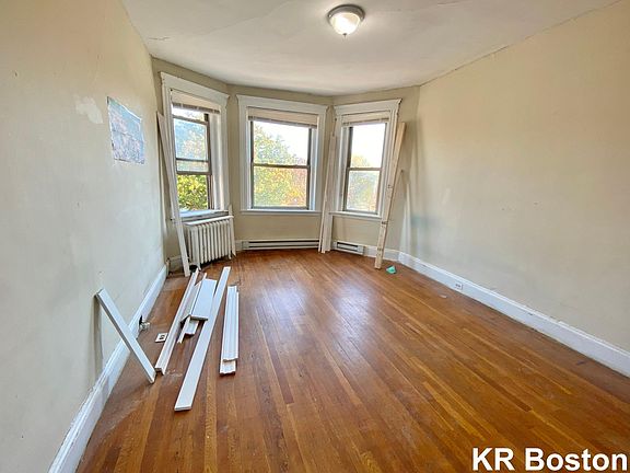 5th image of 56 Park Dr #19