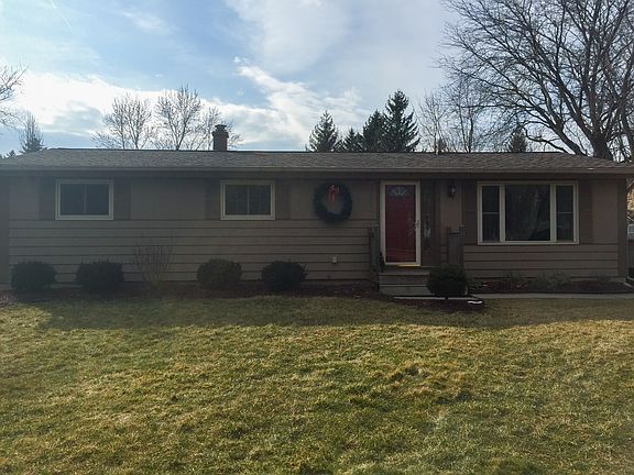 2nd image of 2446 Grant Dr