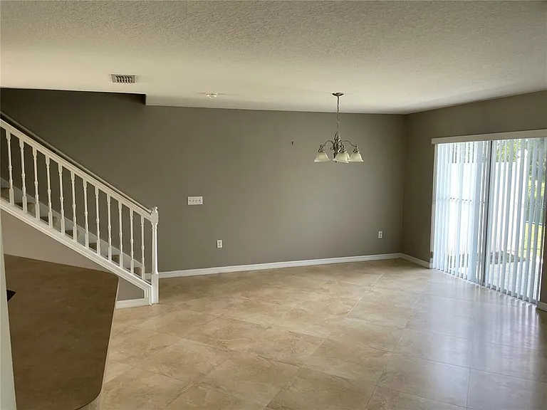 2508 Hassonite St — Photo 10