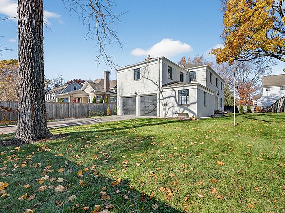 2nd image of 1333 Tower Rd