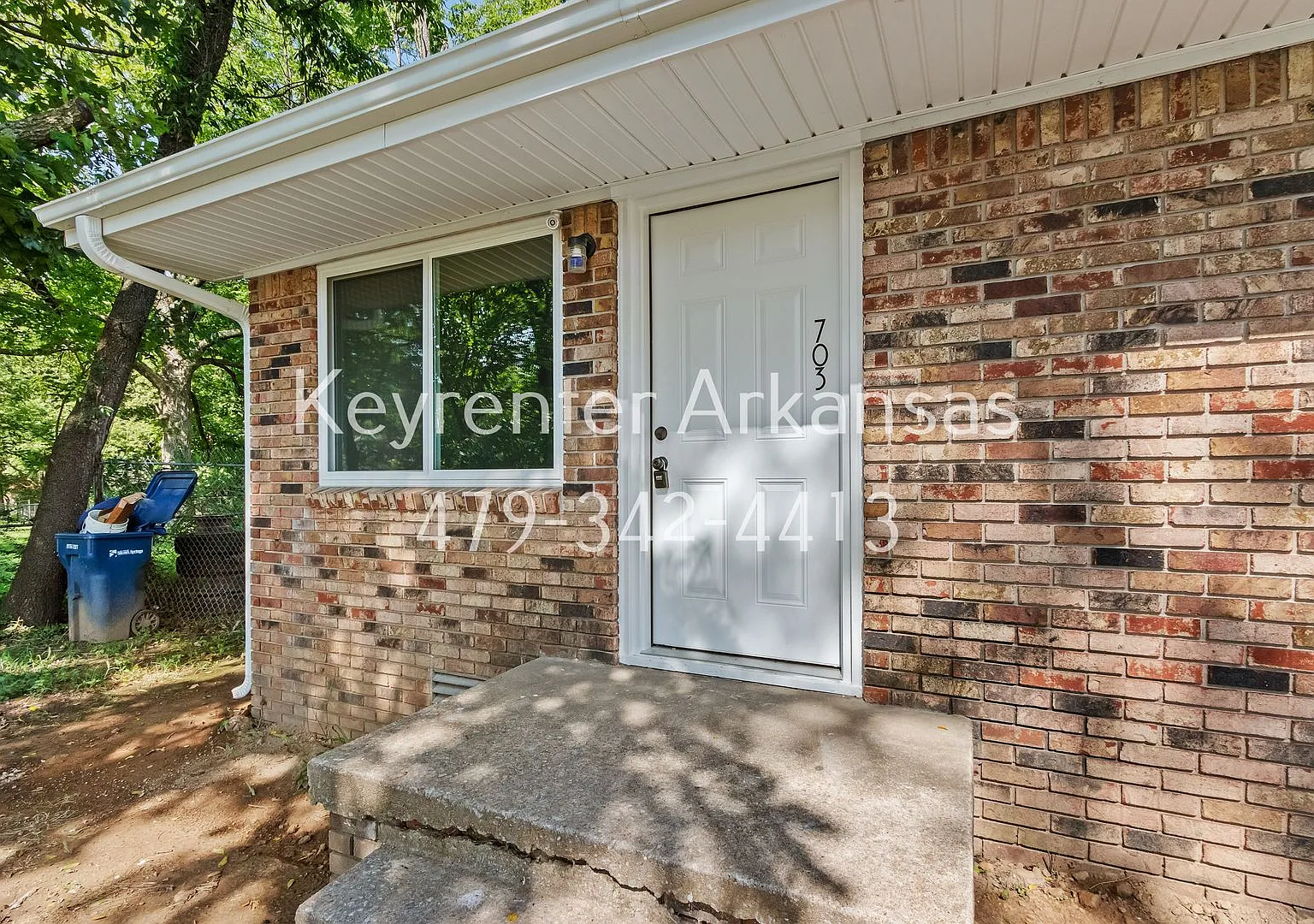N College Duplex — Photo 4