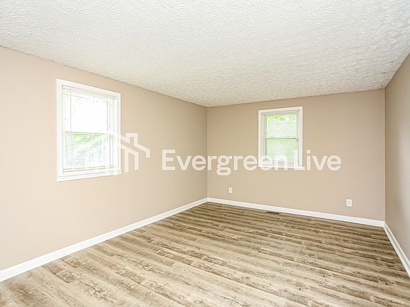 5th image of 10446 Chris Dr