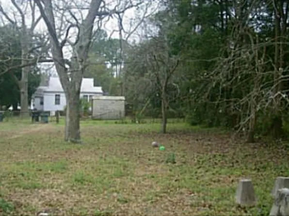 1525 NE 36th St, Savannah, GA 31404