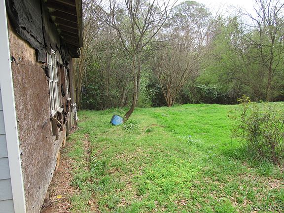5th image of 3945 Vista Cir