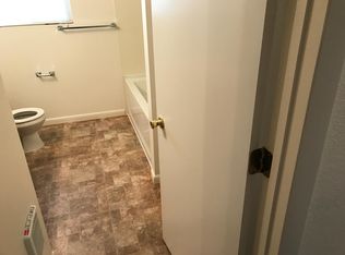 561 N Water Ave APT 4, Idaho Falls, ID 83402