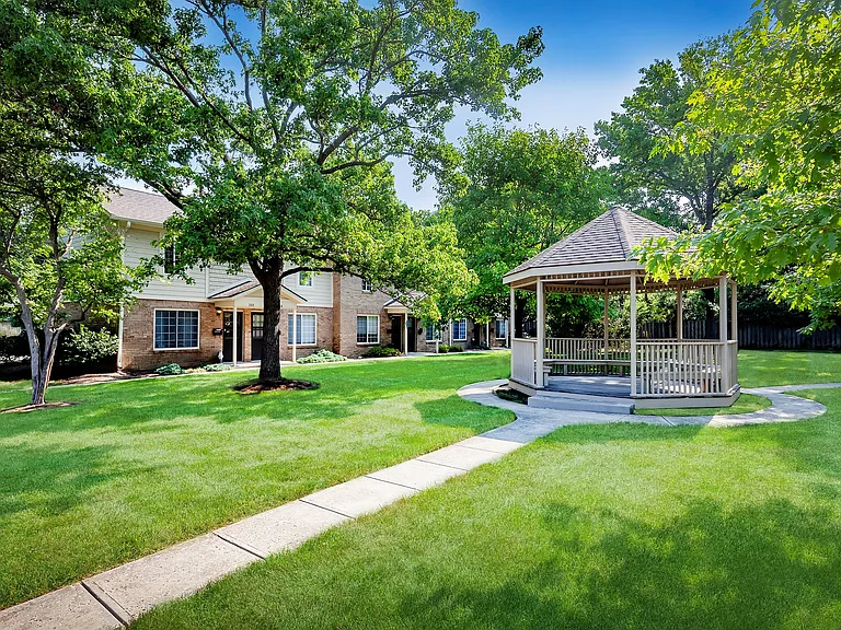 Main Street on the Monon — Photo 21