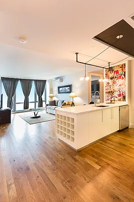 Rented by City View Living | media 81